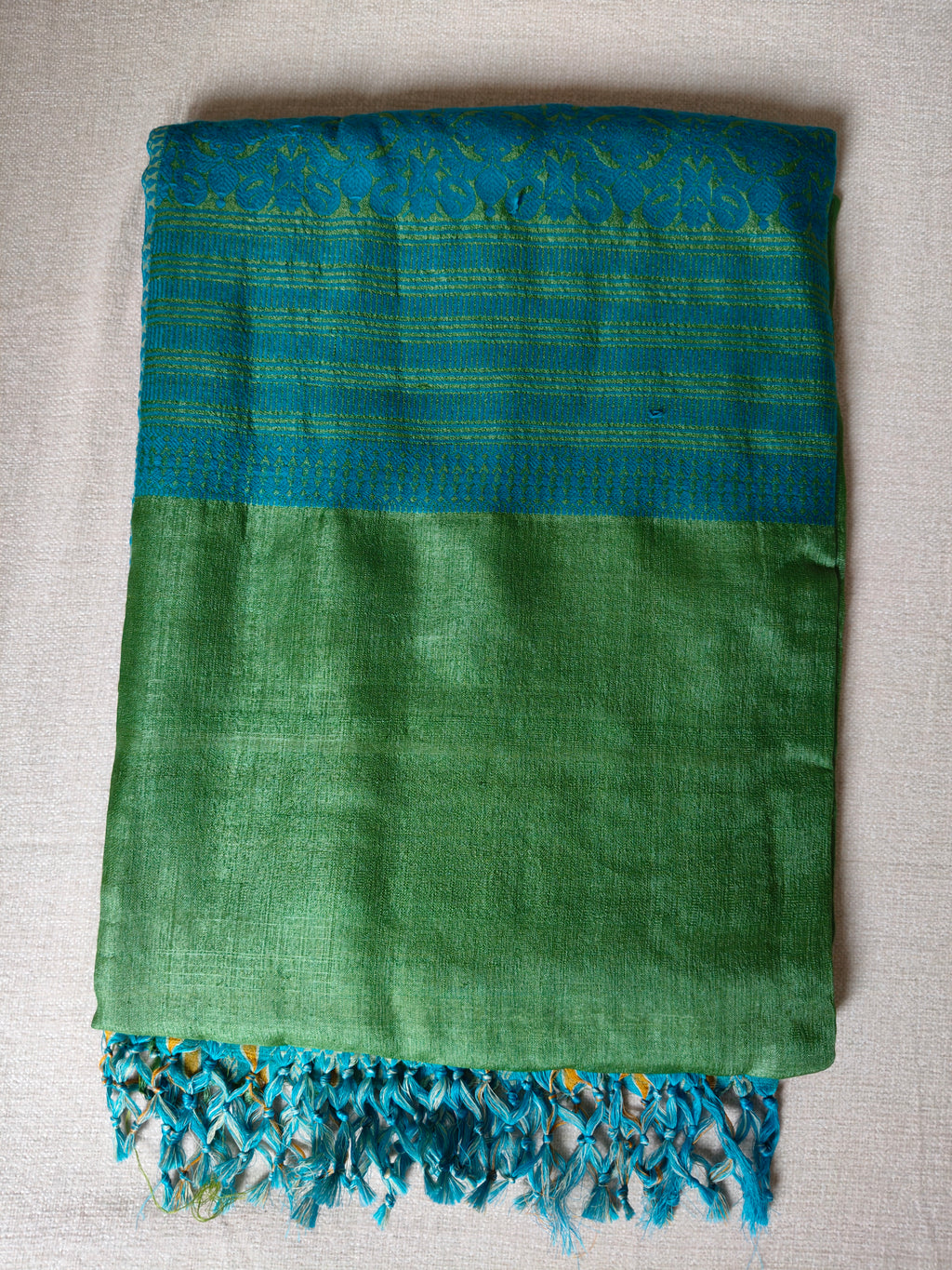 Tussar Silk Saree (Skirt Border) Leaf Green body