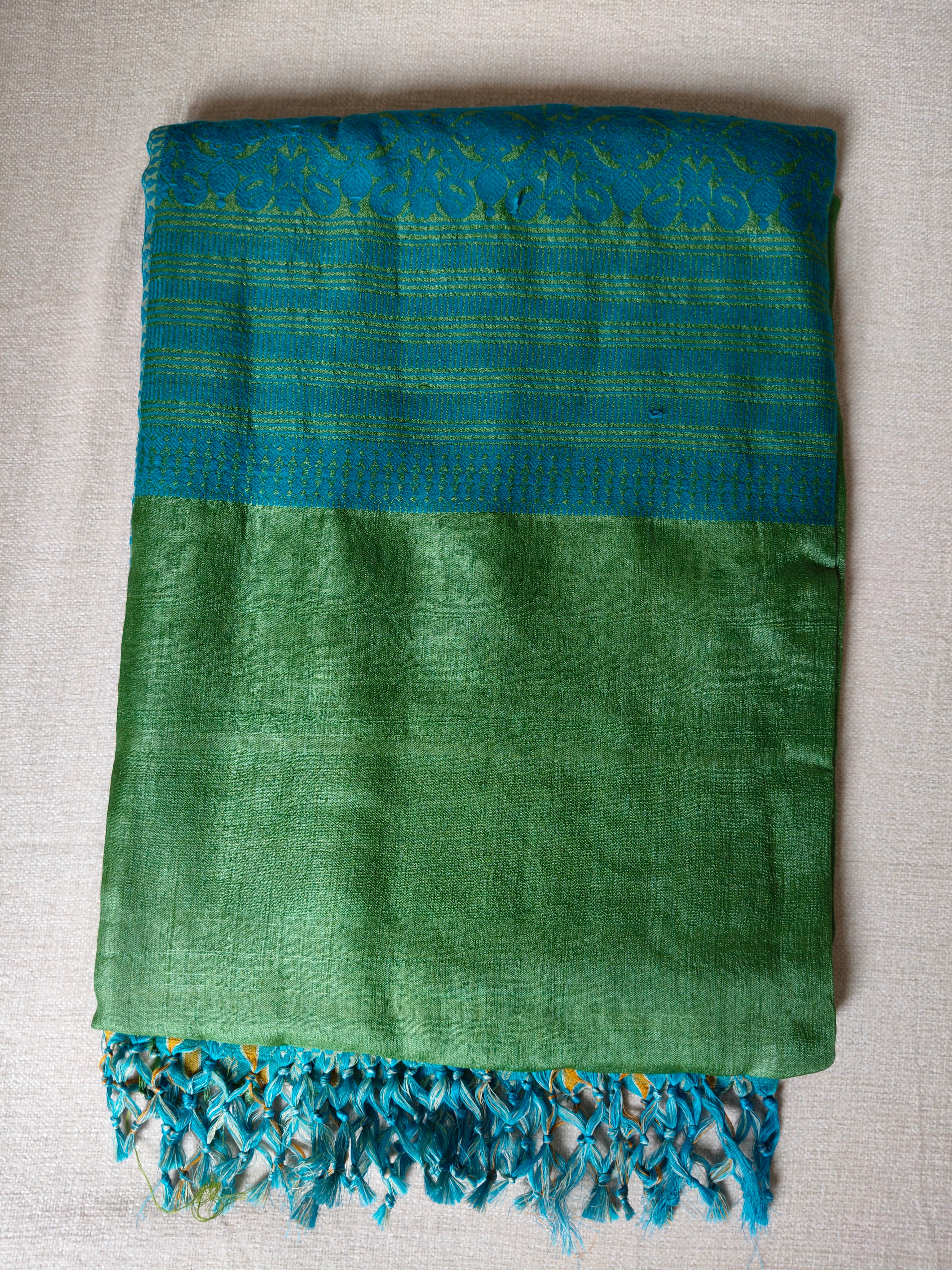 Tussar Silk Saree (Skirt Border) Leaf Green body