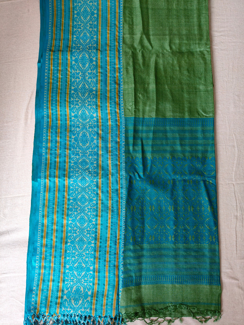 Tussar Silk Saree (Skirt Border) Leaf Green body