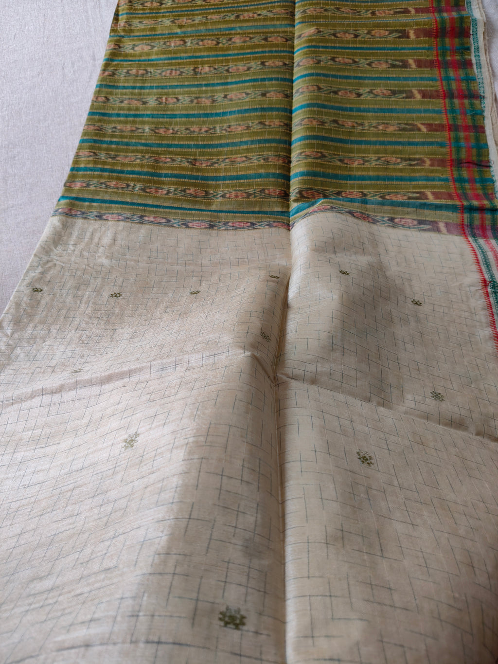 Tussar Silk Kotki Saree (Silk Mark Certified) - Natural Ivory with Olive Green