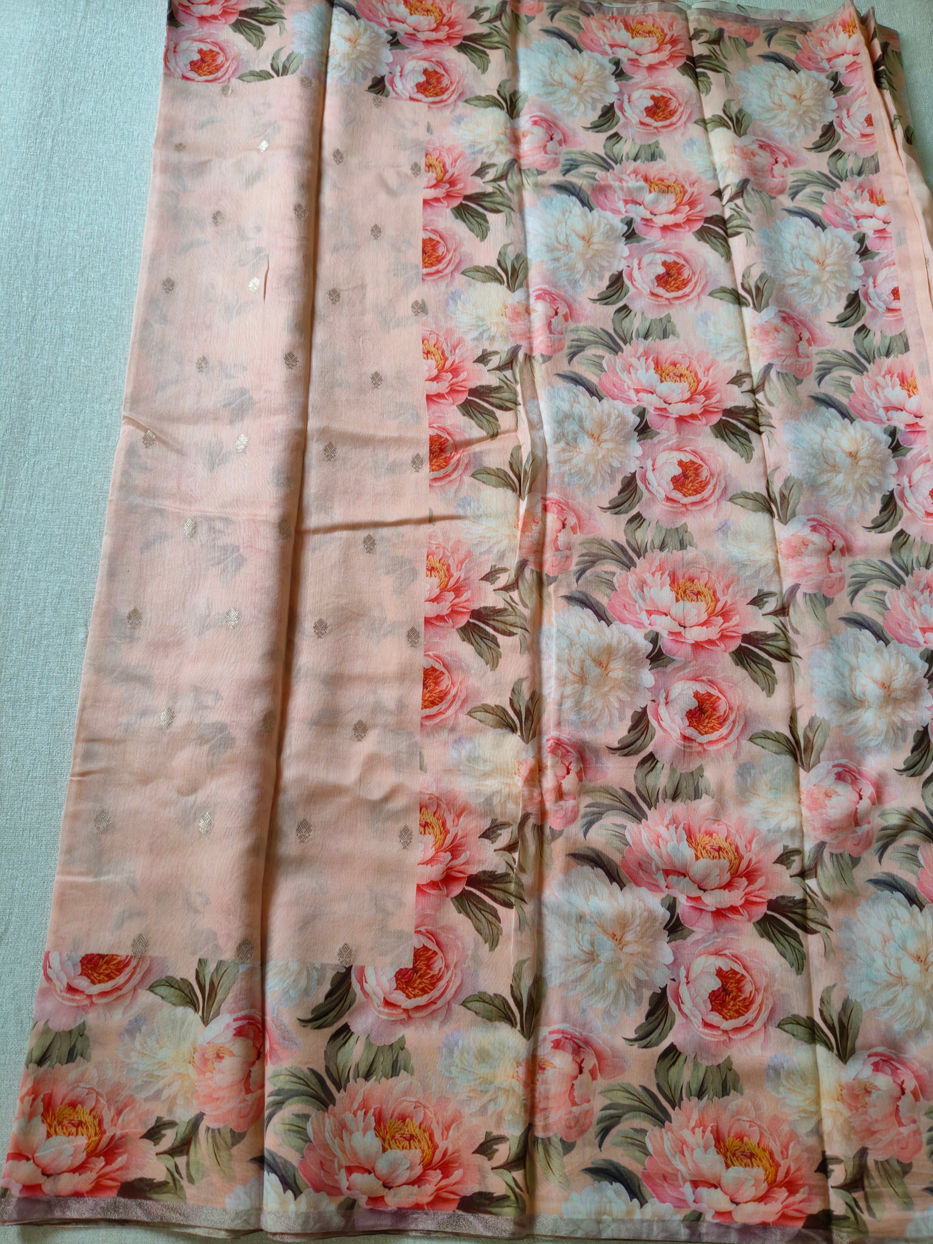 Chanderi Silk Cotton Saree with Golden Zari Buti – Blush Peach