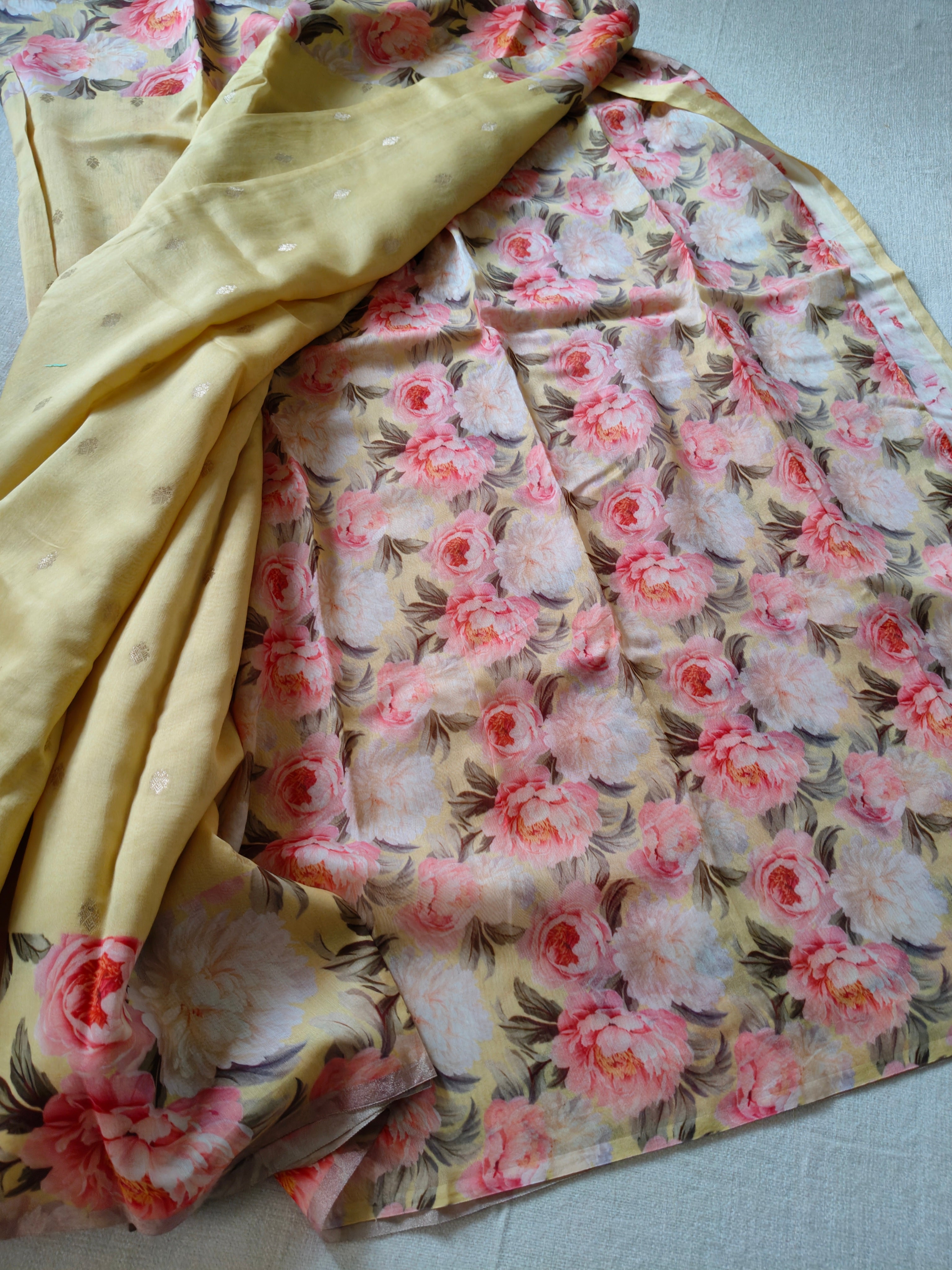 Chanderi Silk Cotton Saree with Golden Zari Buti – Butter Yellow Floral Elegance