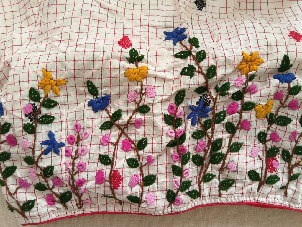 Cotton Multicolour Embroidery Half-Sleeve Padded Blouse