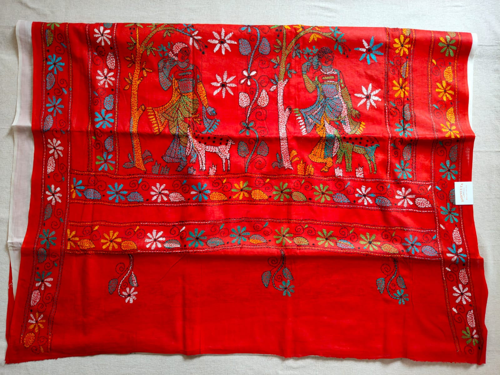 Mal Cotton Kantha Saree – Ivory White with Vermilion Red Kantha Border & Folk Art Pallu