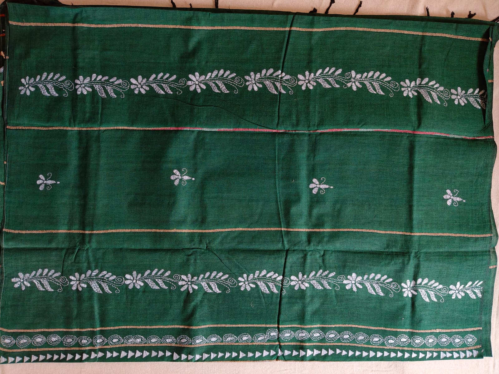 Pure Cotton Khesh Kantha Saree – Emerald Green with Hand Kantha Embroidery